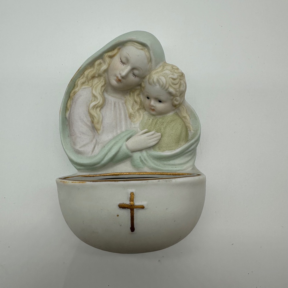 VTG Napco F1532 Ceramic Madonna and Child Wall Pocket Planter Holy Water Font